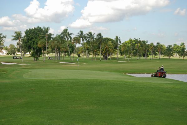 Golf Course Maintenance in Clearfield